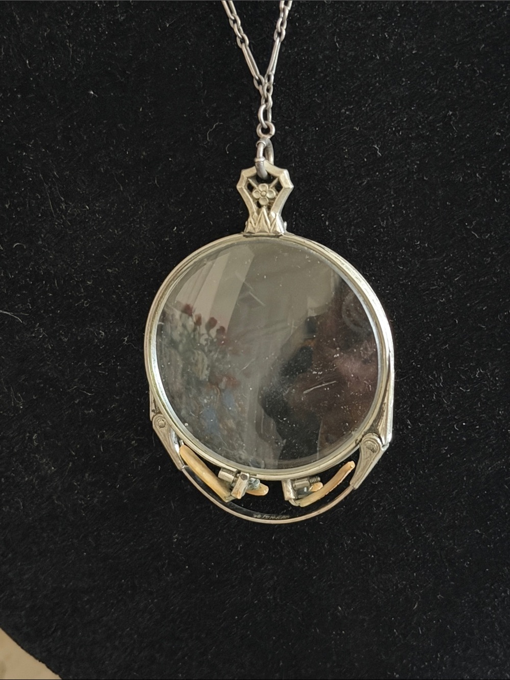 Sterling silver collapsible PINSNEZ   reading glasses on a long silver chain